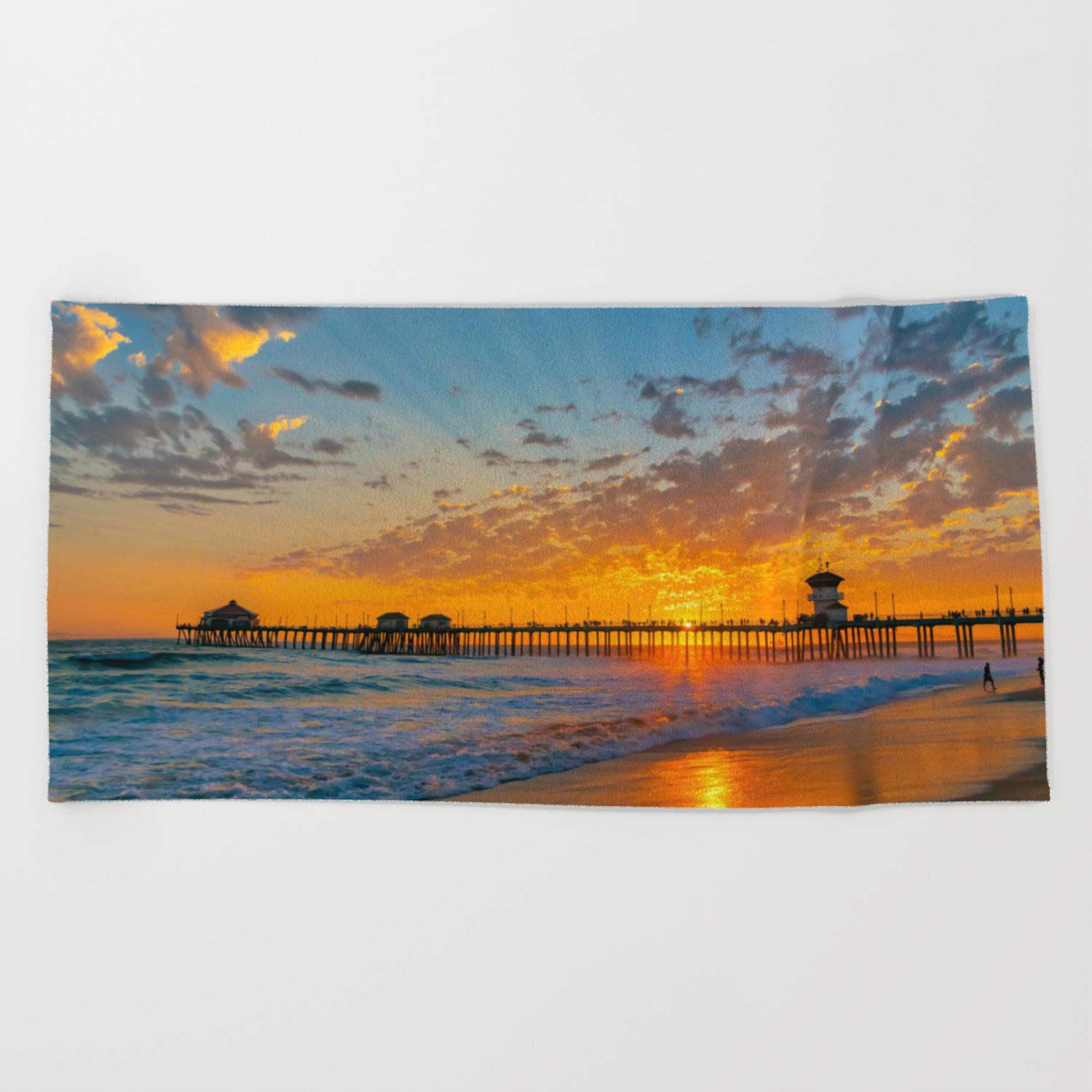 Painted Sky Over Huntington Beach Pier Beach Towel By